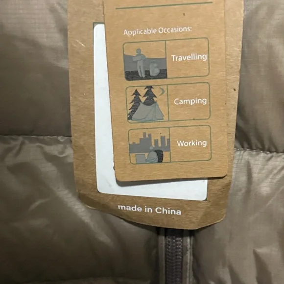 Wantdo Women's Packable Ultra Light Weight Short Down Jacket size Medium NWT - Picture 4 of 7